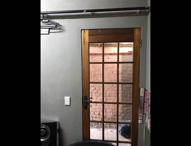 3 BEDROOM SIMPLEX FOR SALE IN BELLEVUE